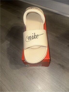 Nike Victori Cream/Off-White Slide with Script Logo